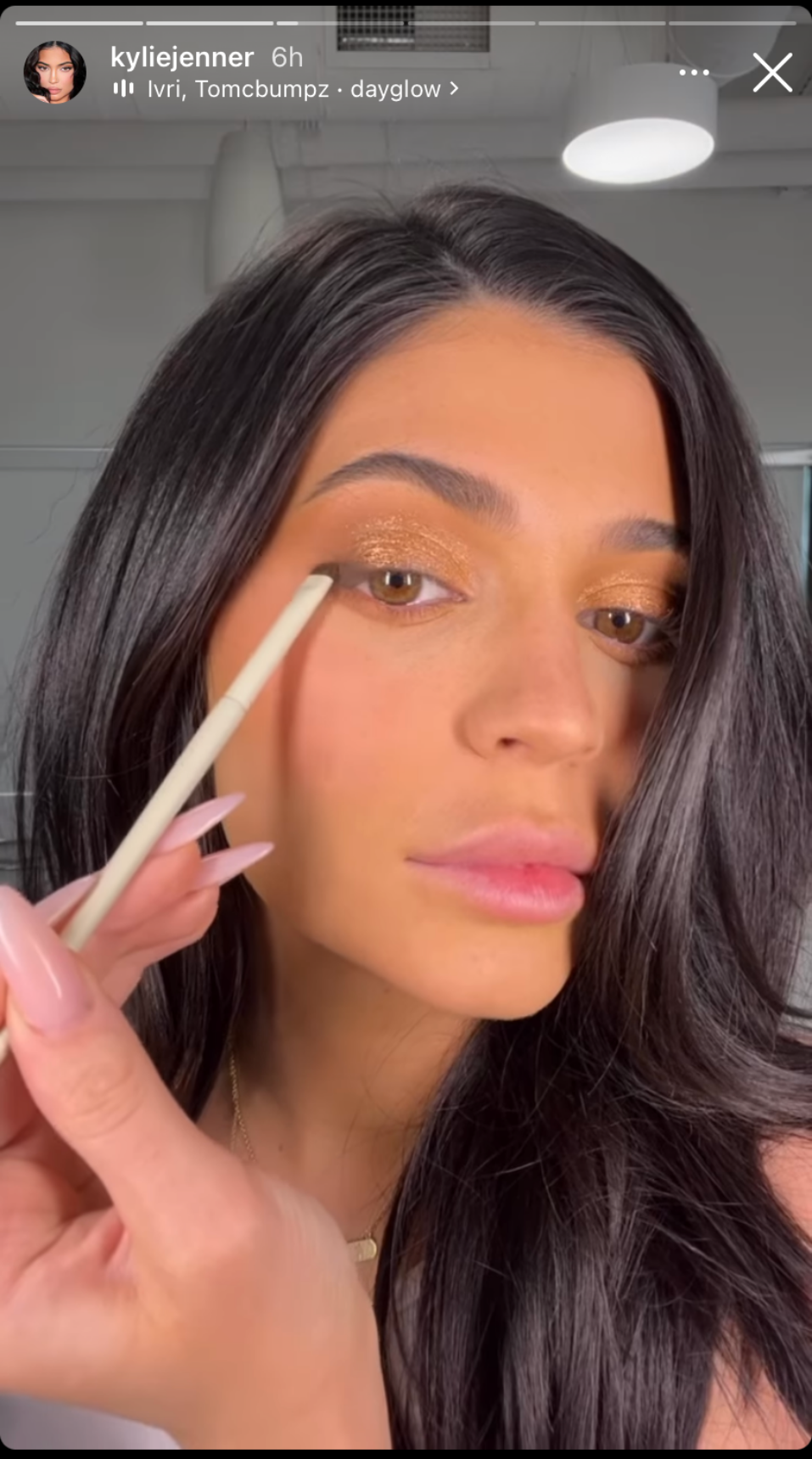 Kylie Jenner shares easy eyeliner hack using eyeshadow