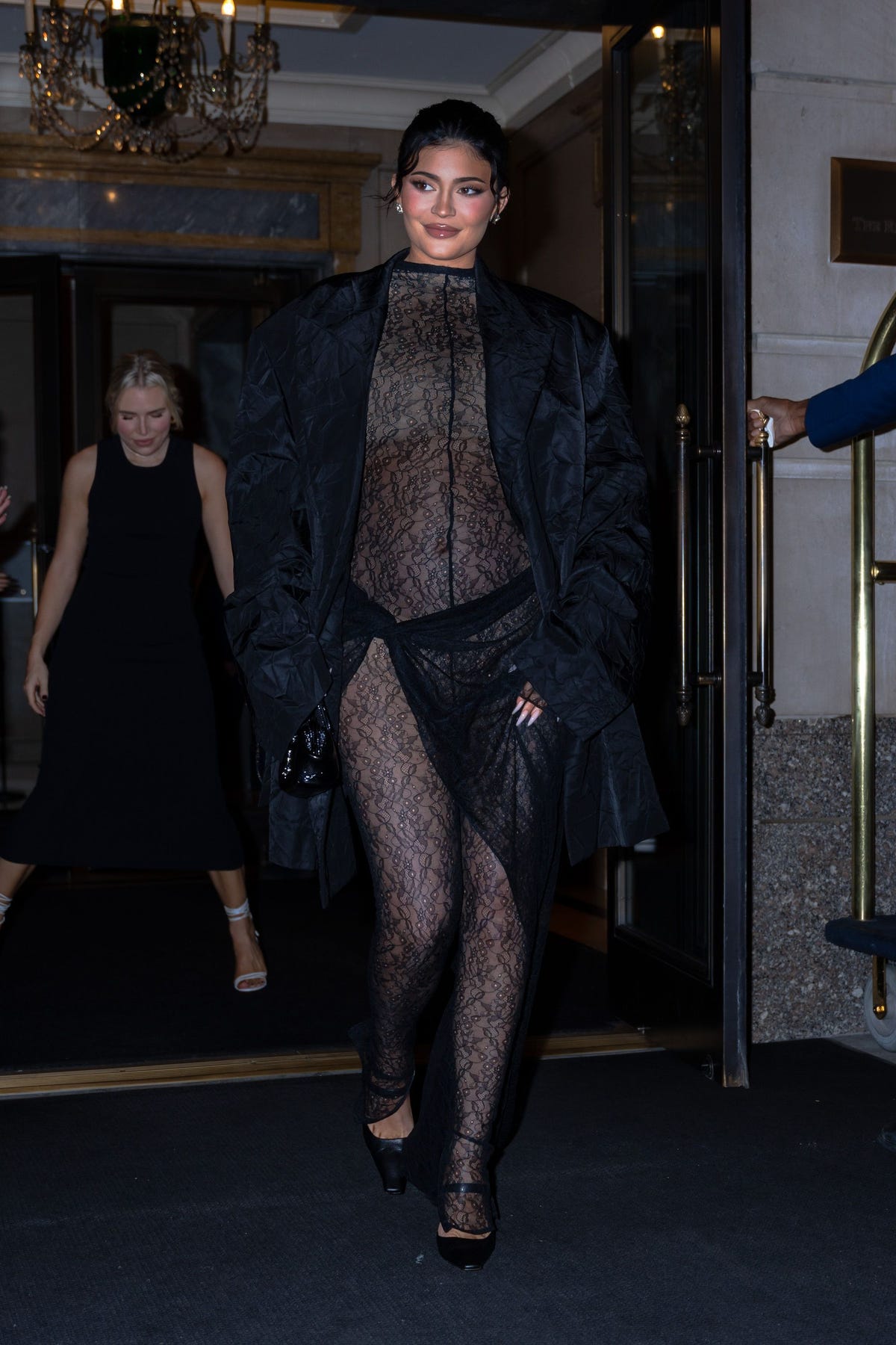preview for Kylie Jenner REVEALS Her SWEET Pregnancy CRAVINGS