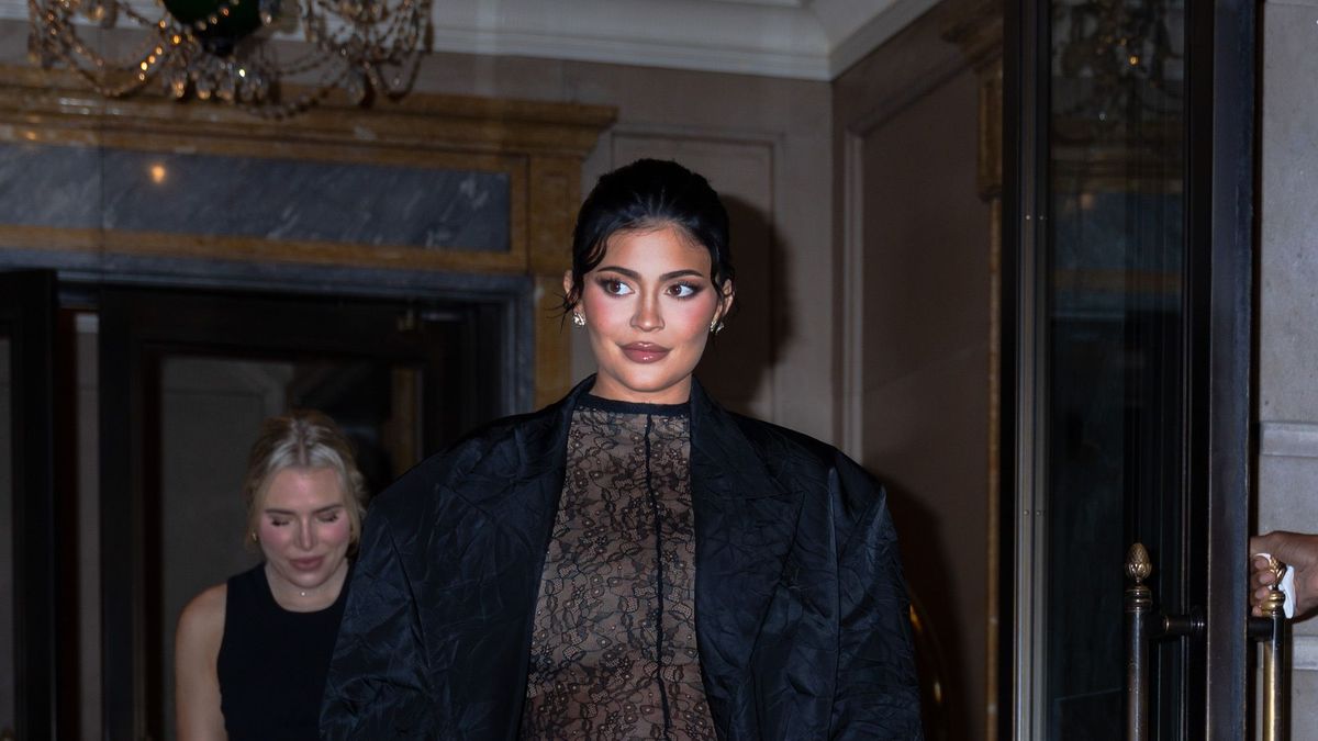 preview for Fans Are CONVINCED Kylie Jenner Has SECRETLY Given Birth To Baby #2