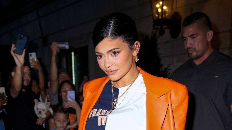 Kylie Jenner Just Wore Her Most Un-Kylie Outfit Yet