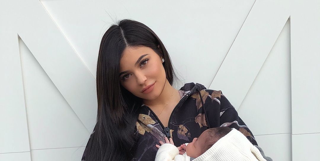 Kylie Jenner comparte en Instagram unos 'selfies' con Stormi que ya han conseguido más de 11 millones de "me gusta".