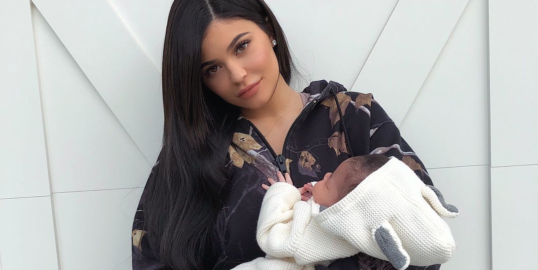 Kylie Jenner comparte en Instagram unos 'selfies' con Stormi que ya han conseguido más de 11 millones de "me gusta".
