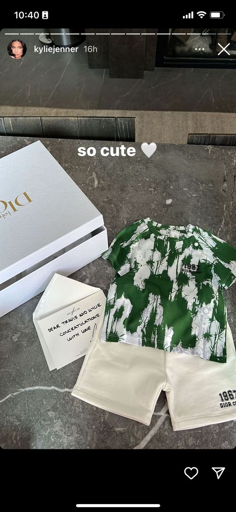kylie jenner sharing new photo of her son and his easter gift