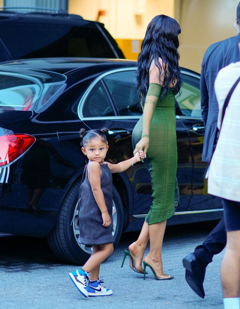 Travis Scott Plays Basketball With Daughter Stormi: Video