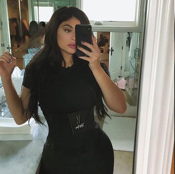 Fans call Kylie Jenner out for advertising waist-trainers for a "snap back" body