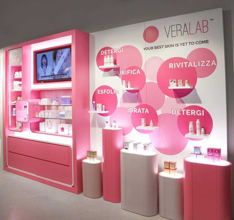 Pink, Display case, Room, Magenta, Interior design, Shelf, 