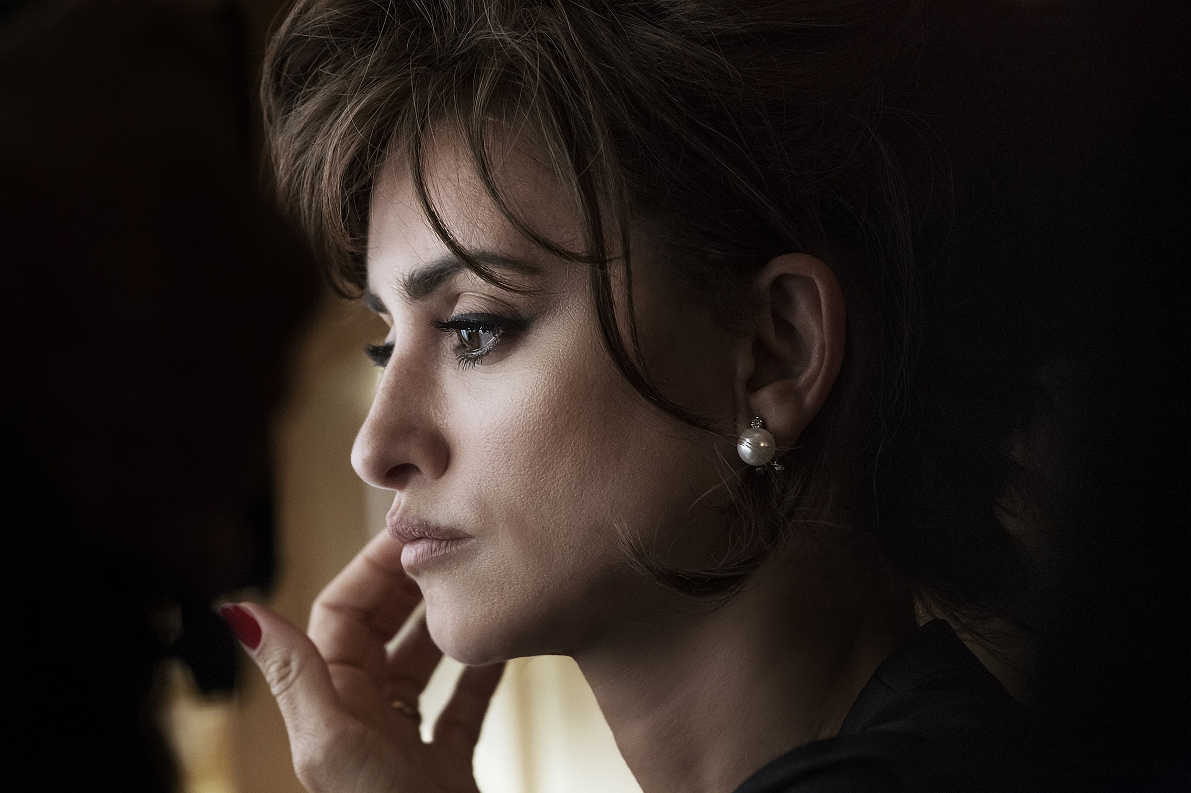Angelina Jolie Is Launching a New Kind of Fashion Business – WWD