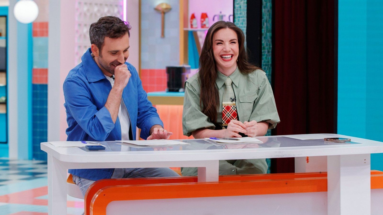 La familia de la tele' anuncia un fichaje de 'Sálvame' mientras se juega su  futuro en TVE