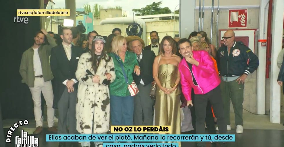 la familia de la tele plato