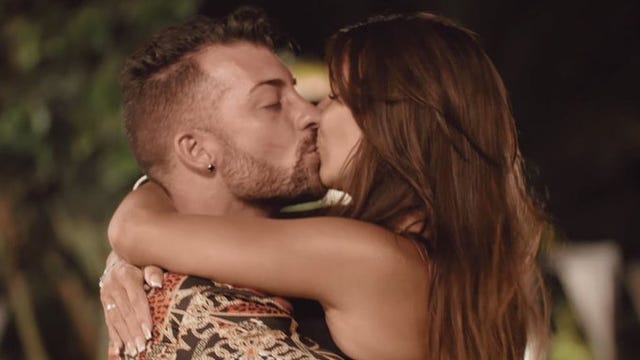 la isla de las tentaciones fani y rubén besándose