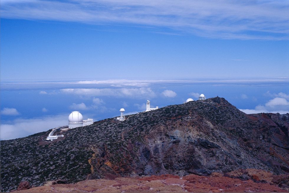 La Palma: mountain scenery with observatory