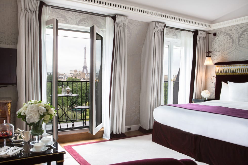 paris hotels with eiffel tower views