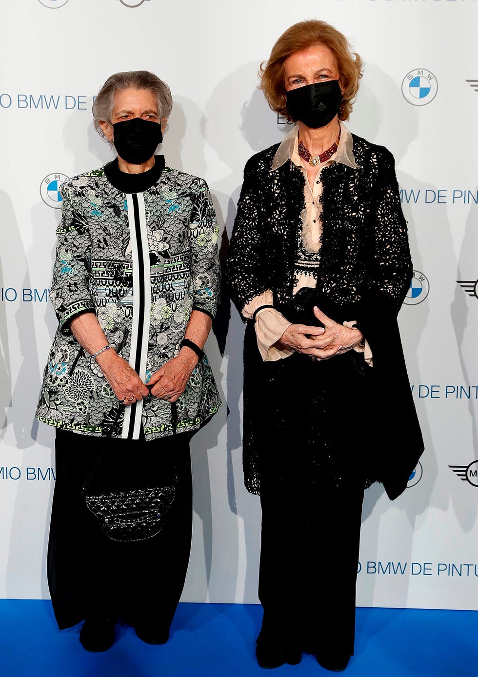la reina sofía preside la 35 edición de los premios bmw de pintura