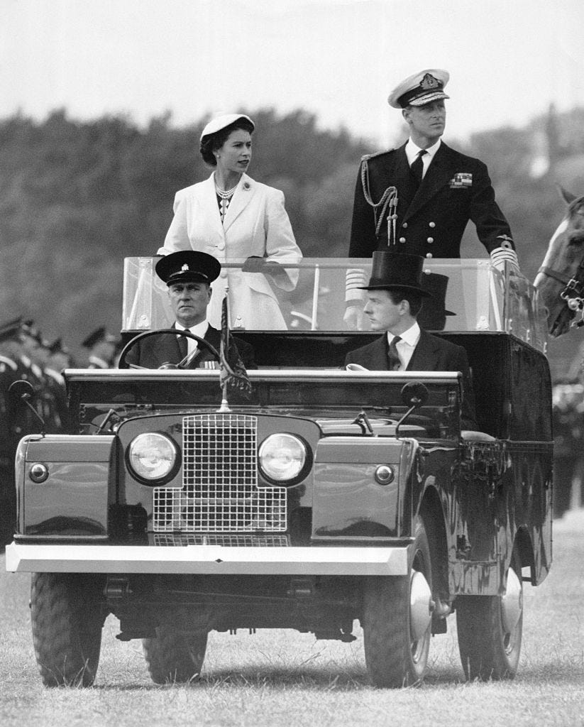 Isabel II y su marido, en 1954