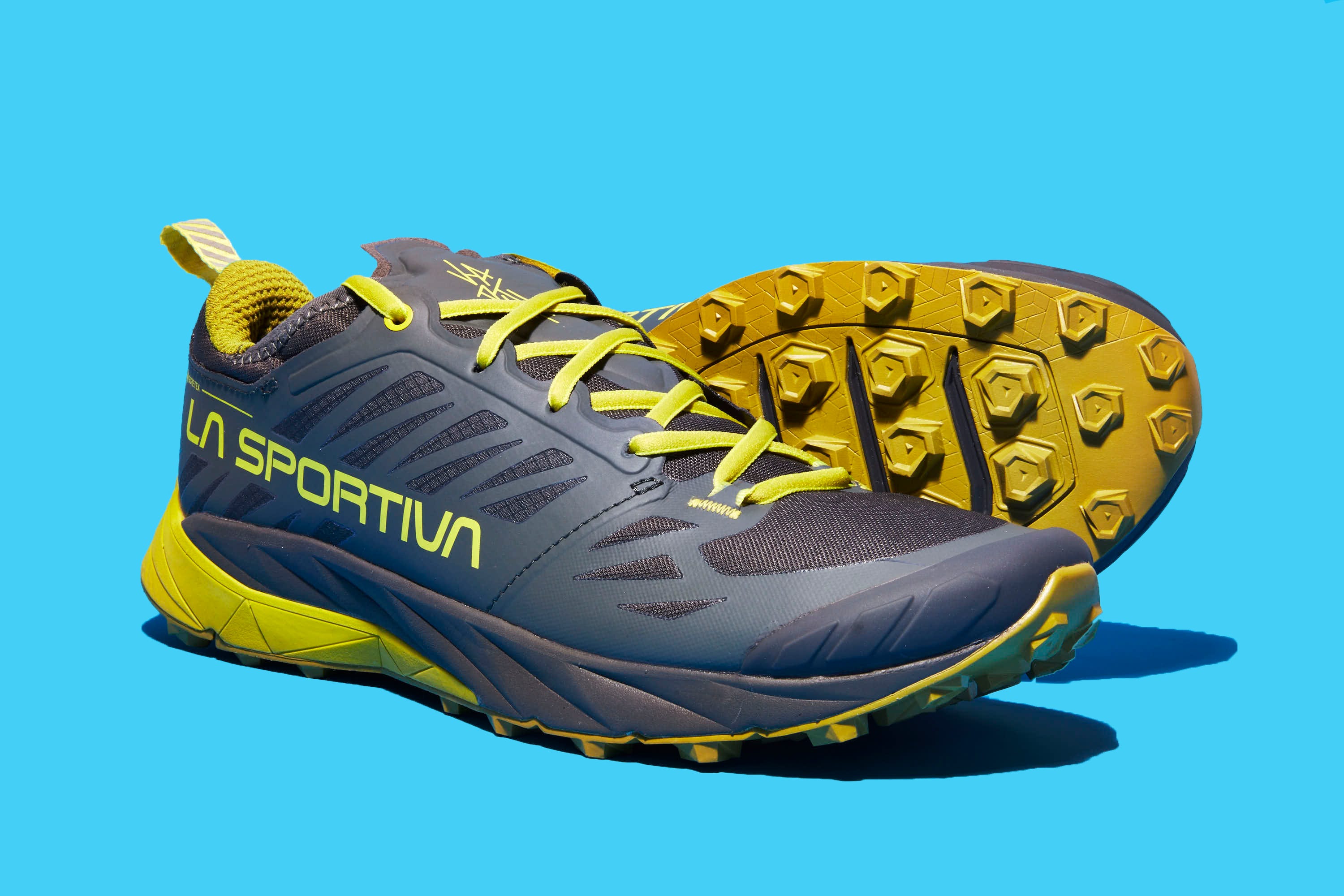 Shoe, Footwear, Outdoor shoe, Running shoe, Yellow, Walking shoe, Athletic shoe, Sneakers, Hiking shoe, Climbing shoe, 