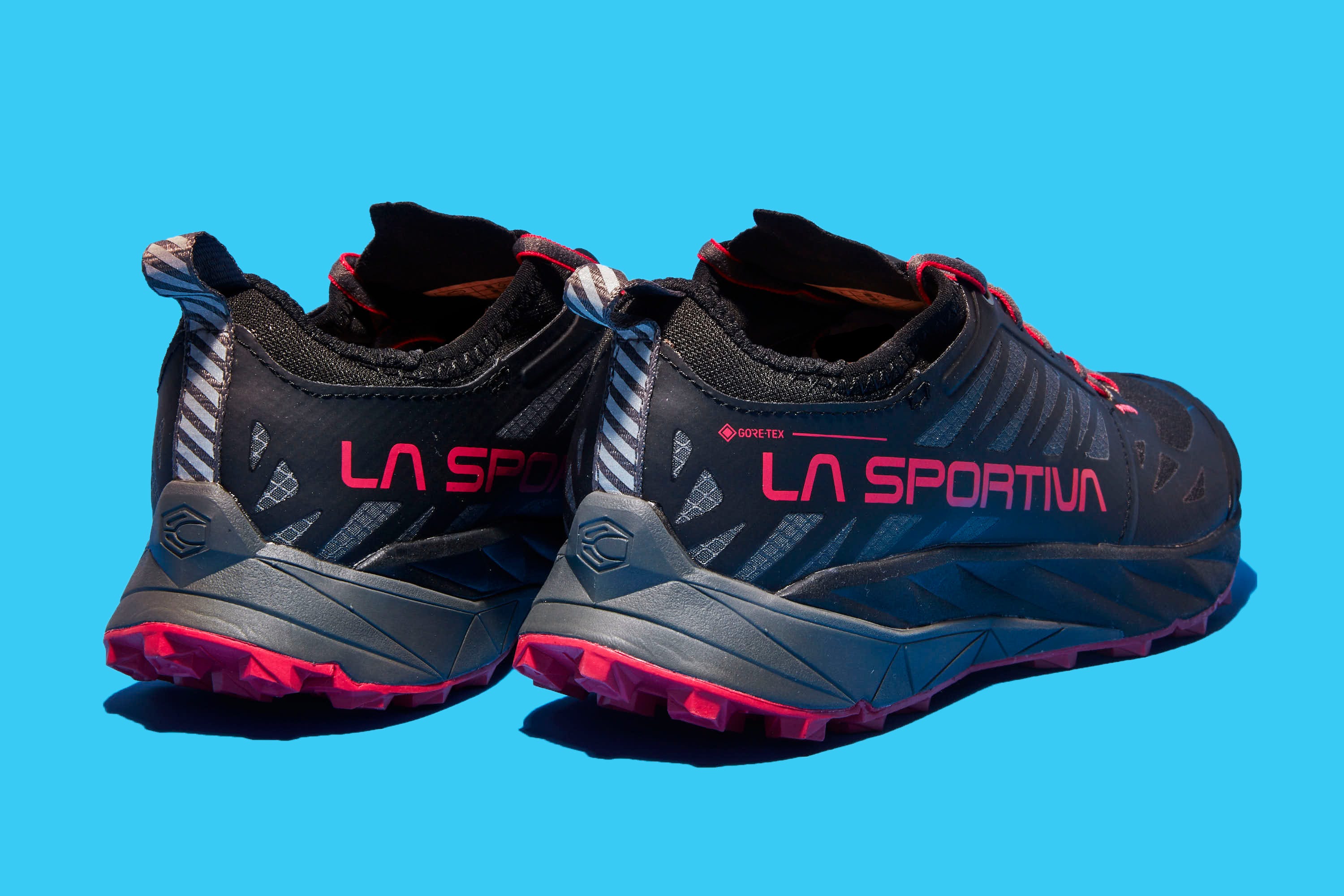 Shoe, Footwear, Outdoor shoe, Running shoe, Walking shoe, Athletic shoe, Sneakers, Cross training shoe, Magenta, Sportswear, 