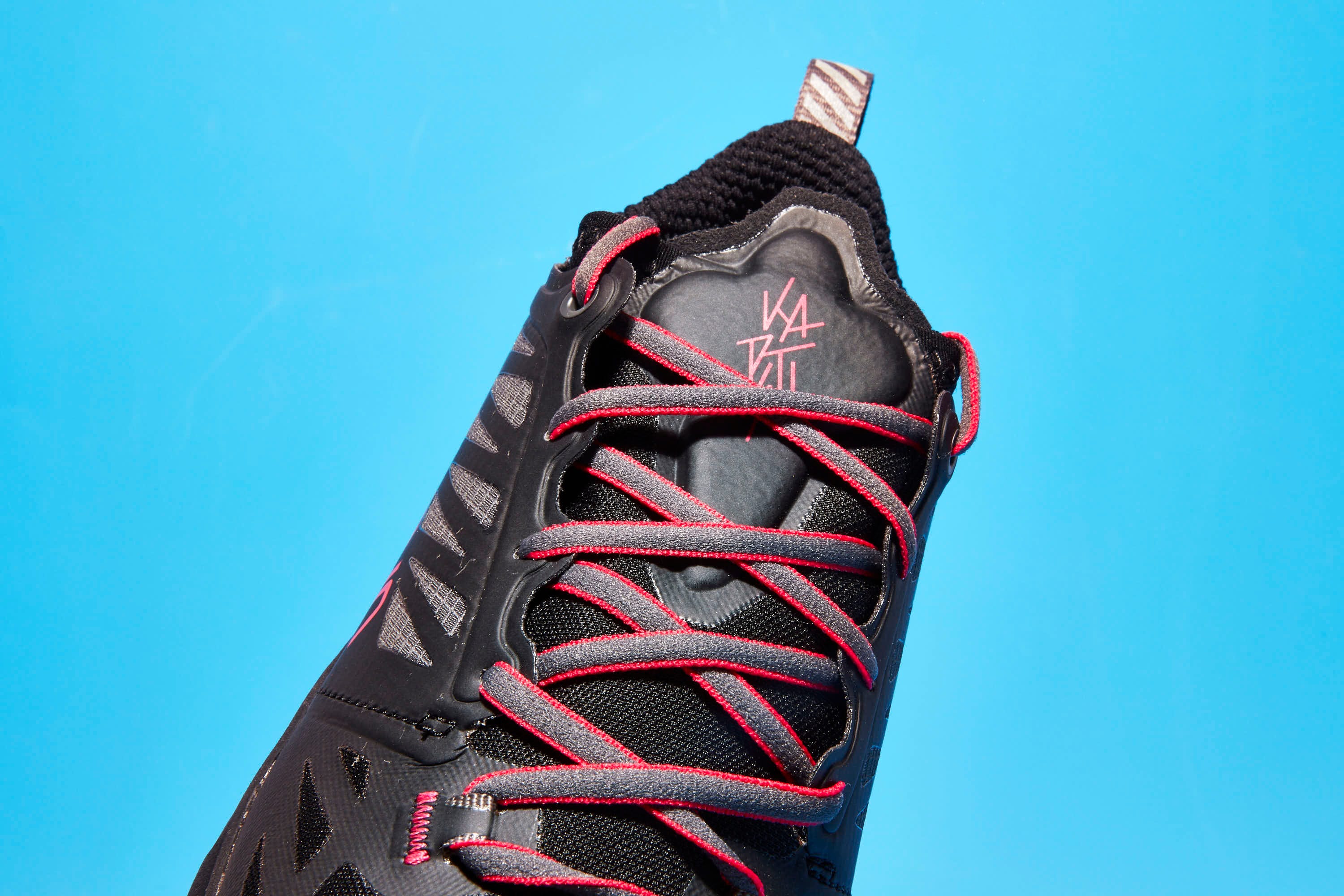 Outdoor shoe, Footwear, Shoe, Running shoe, Athletic shoe, Sneakers, Carmine, Walking shoe, Electric blue, Cross training shoe, 