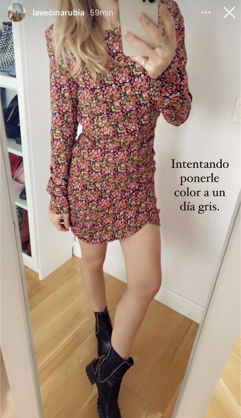 La Vecina Rubia tiene un vestido corto de Zara brutal