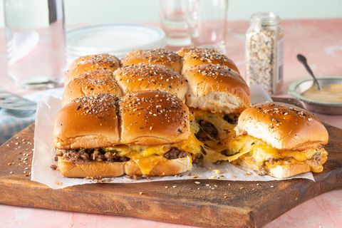 labor day appetizers cheeseburger sliders