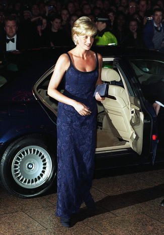 Lo stile di Lady Diana Lady Diana a Londra, 1997.