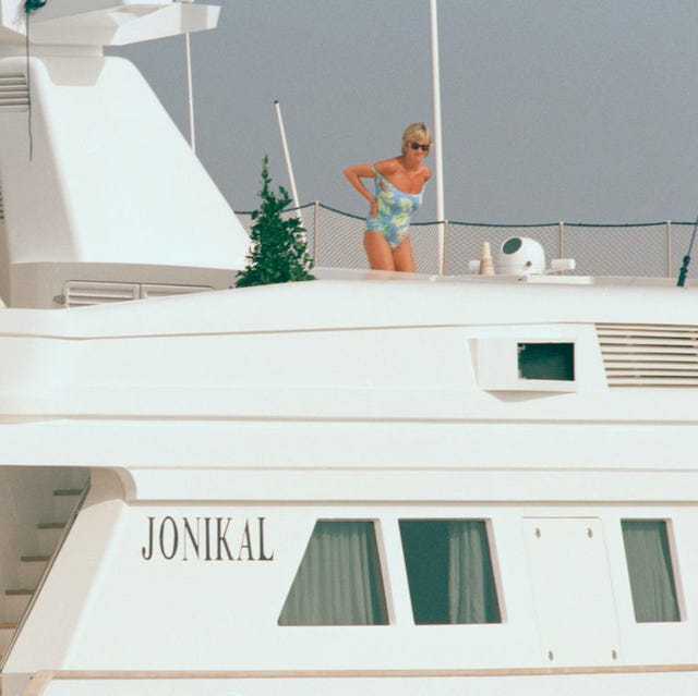 lady diana sulla yacht jonikal