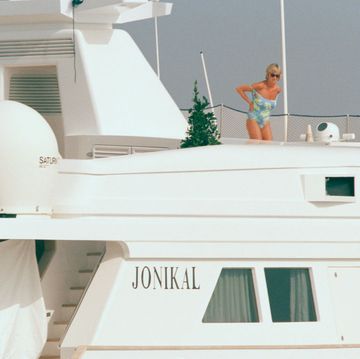lady diana sulla yacht jonikal