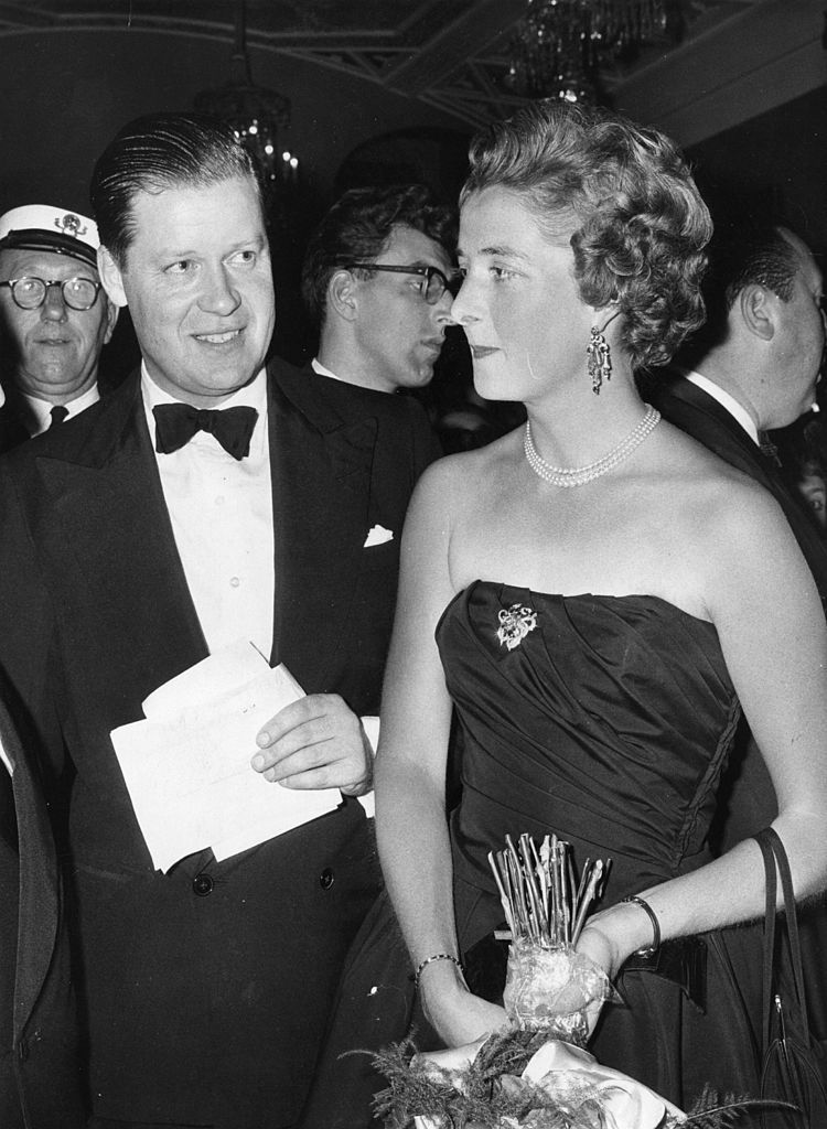 edward john spencer 1924   1992, the 8th earl spencer, father of lady diana frances spencer wife of charles, prince of wales, with his first wife    photo by evening standardgetty images