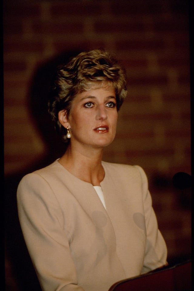 lady diana giving a talk on bulimia