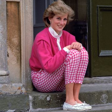 tetbury, united kingdom july 18 princess diana at home, sitting on the steps of highgrove house photo by tim graham photo library via getty images