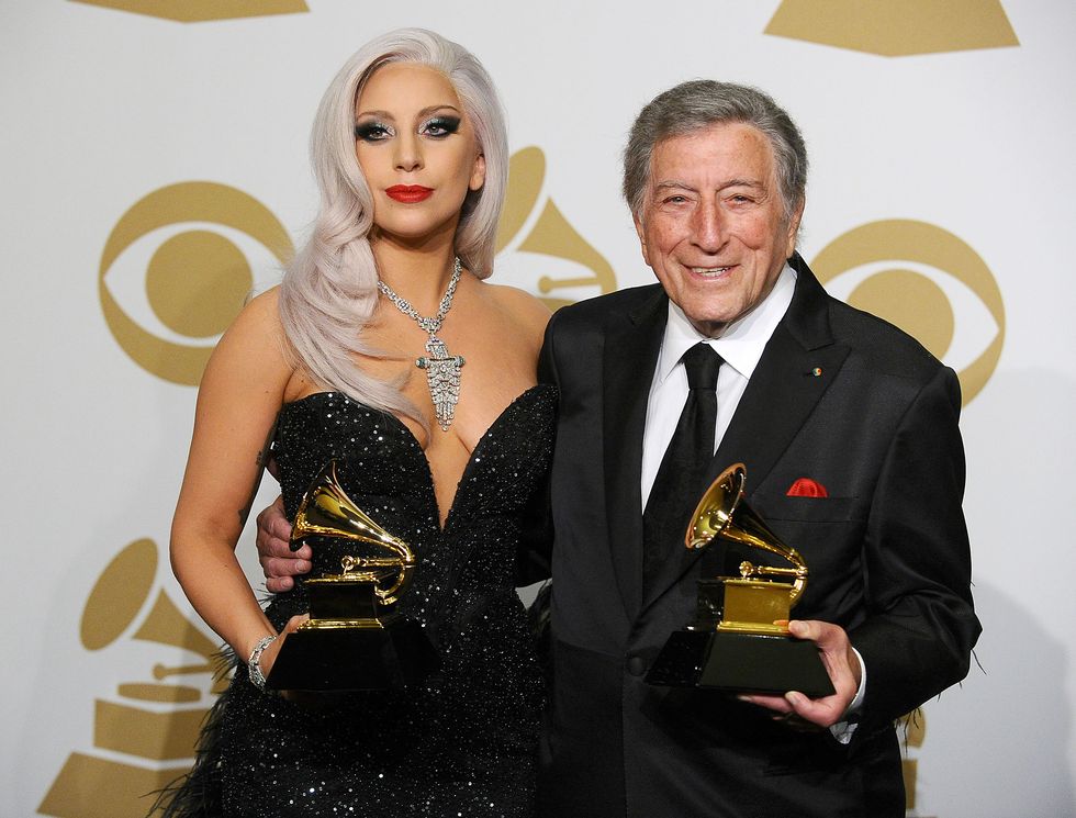 lady-gaga-and-tony-bennett-pose-in-the-press-room-at-the-news-photo-463241622-1549574178.jpg?crop=1xw:1xh;center,top&resize=980:*