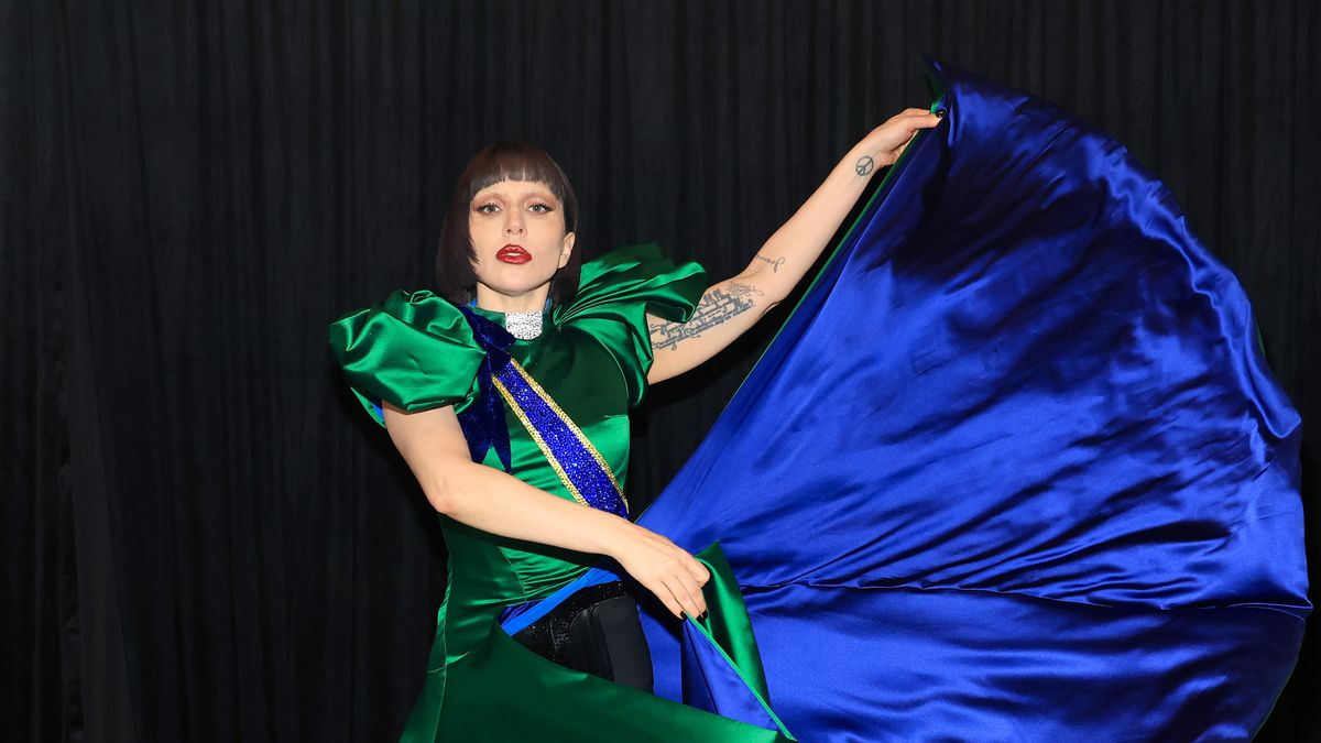 preview for Advice | Lady Gaga | Ask Me Anything | ELLE