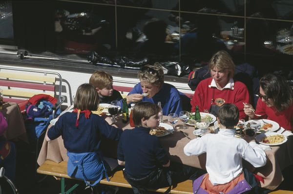 Lady Diana al MacDonald con i figli