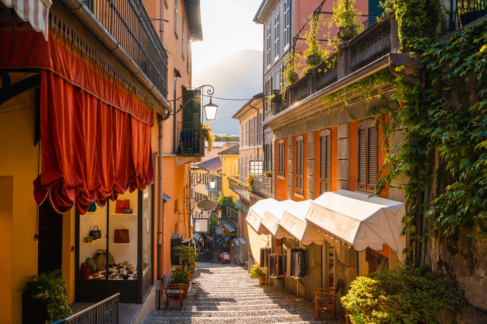 lake como or lake garda