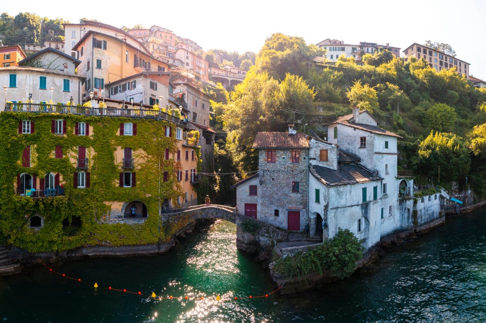 lake como towns