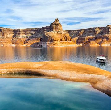 Houseboating on Lake Powell — Arizona and Utah  