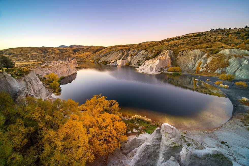 lake tikitapu in nieuw zeeland, een van de mooiste meren ter wereld