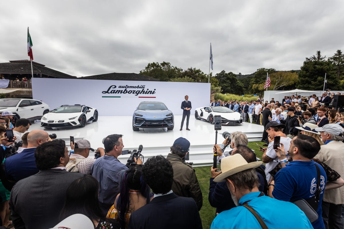 With Traditional Auto Shows Passé, Automakers Muscle Into Pebble Beach  Instead