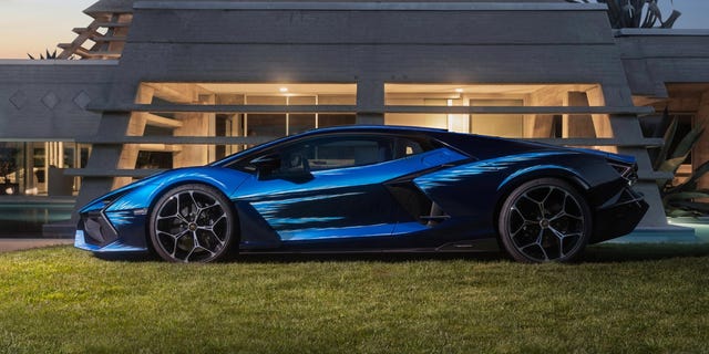 lamborghini revuelto opera unica