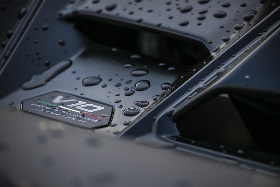 lamborghini-utimate-drive-emilia-romagna-y-toscana-9-65a7bc6c3e51c.jpg