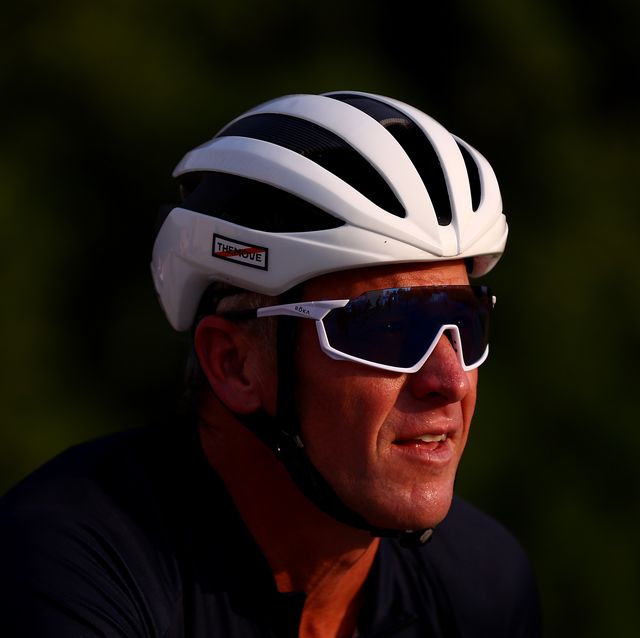 lance armstrong rides al qudra cycling track