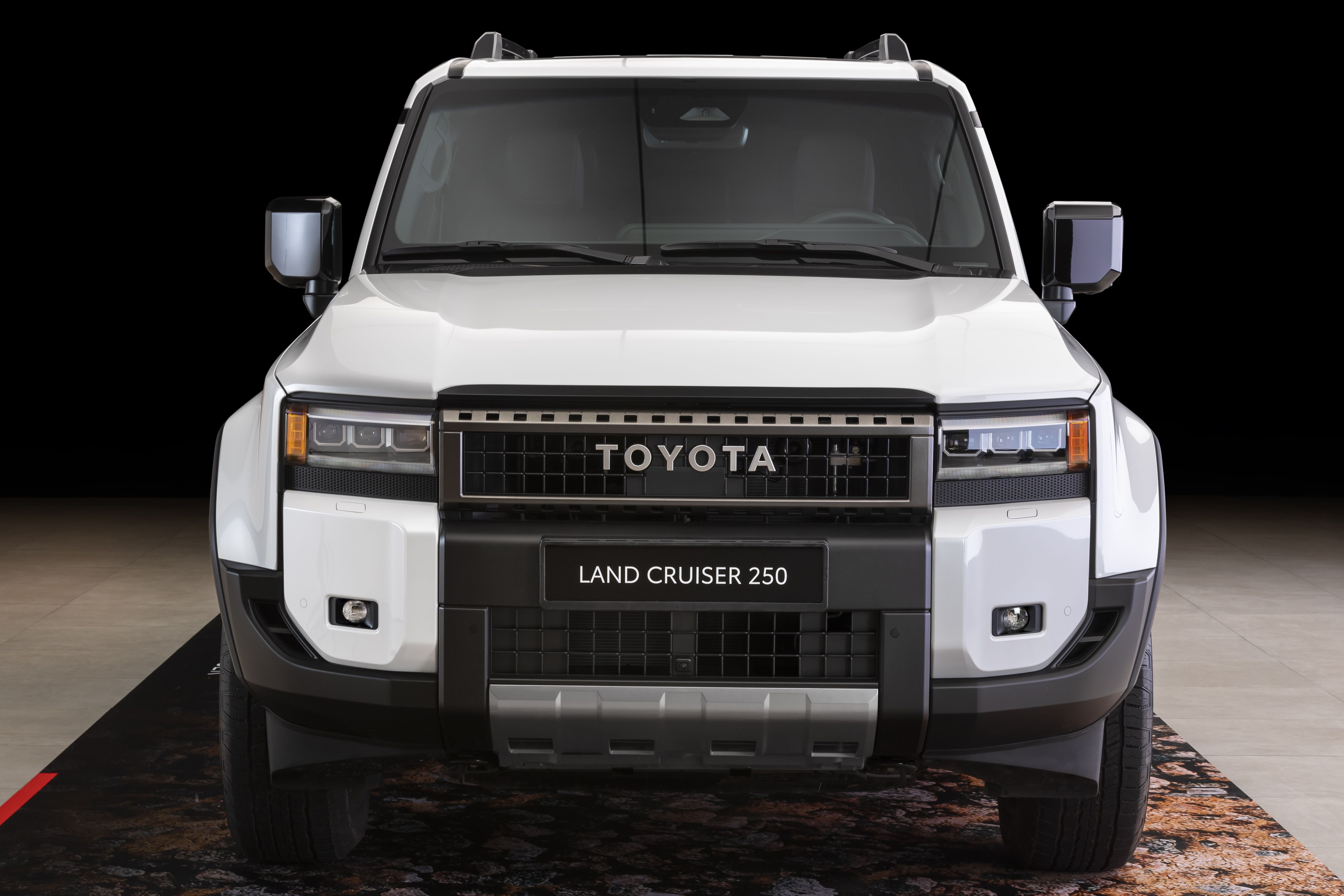 🔥 Toyota Land Cruiser 2024  Primeras imágenes/ Review en español