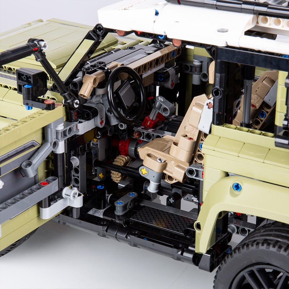 Land Rover Defender 2020 Lego Technic interior