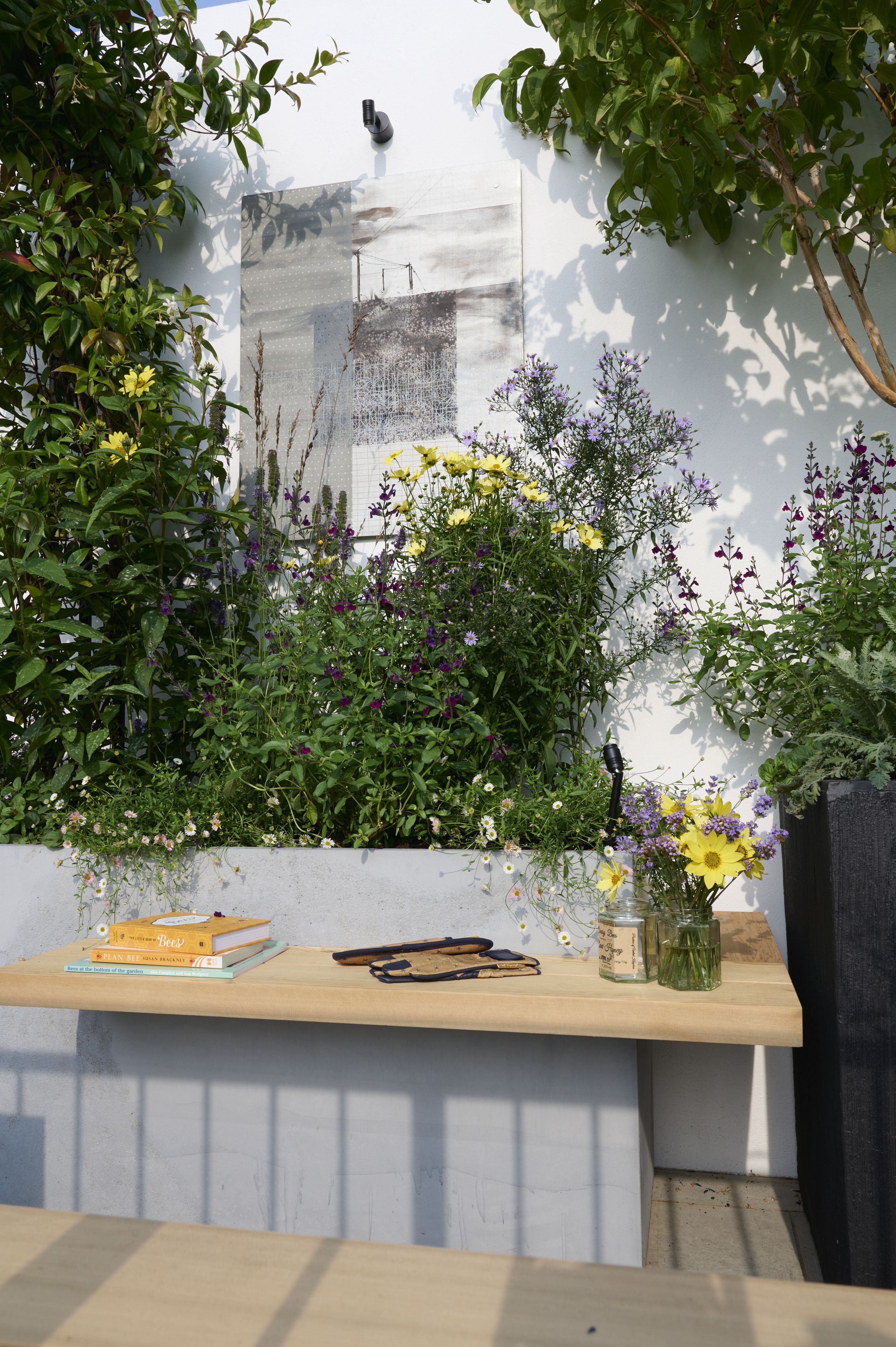 The Landform Balcony Garden at Chelsea Flower Show 2021 — Garden Features u0026  Design