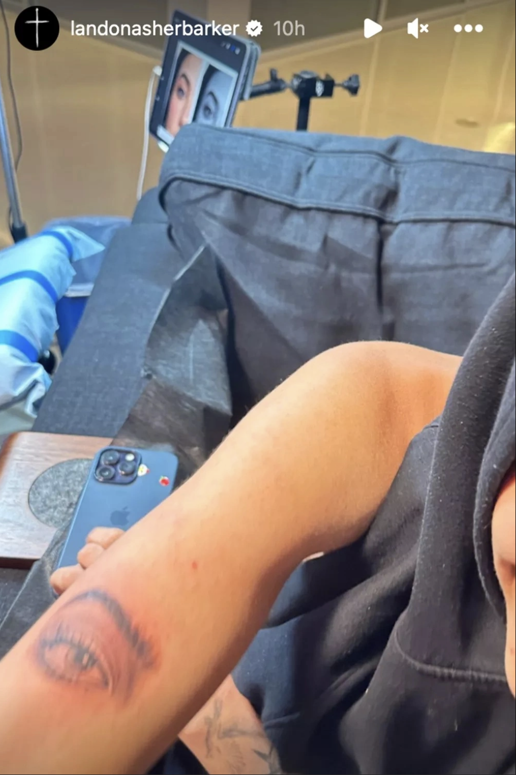 Charli DAmelio Gets New Tattoo On Wrist Photos  Hollywood Life