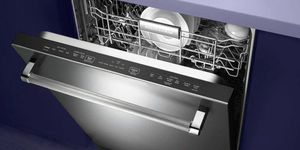 Major appliance, Kitchen appliance, Home appliance, Dishwasher, Product, Oven, Room, Kitchen, Refrigerator, Small appliance, 