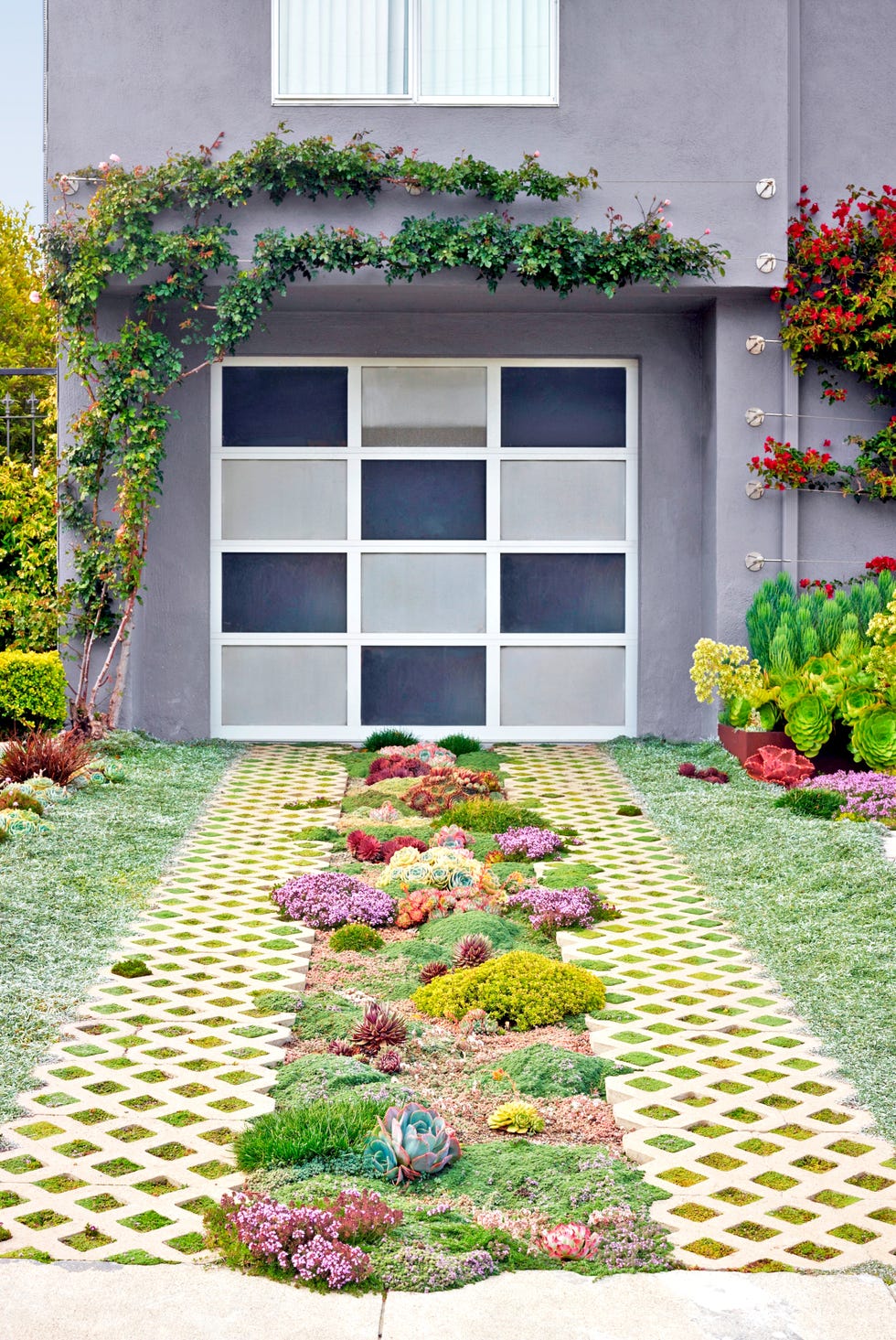 landscaping driveway ideas