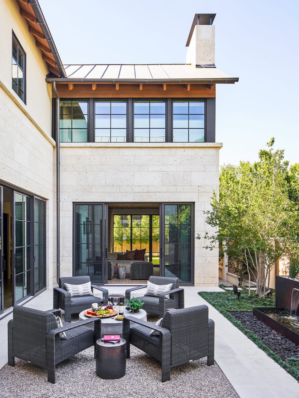 backyard patio with fountain
