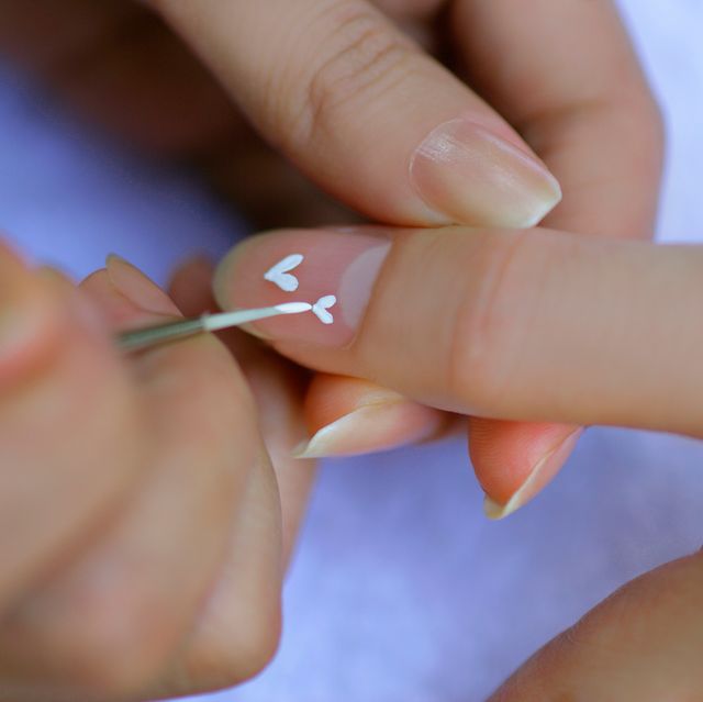 Pinceles para uñas buenos y duraderos para la manicura