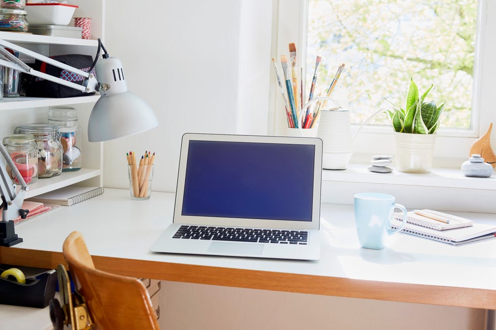 Cubicle Zen: 7 Tips for a Peaceful Workspace - Sage Meditation