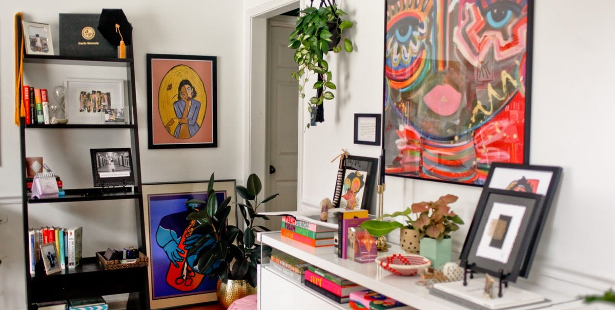 How to Pull Off the “Messy Girl” Aesthetic at Home, According to Experts How to Pull Off the “Messy Girl” Aesthetic at Home, According to Experts